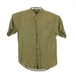 Basic Editions Button Up Shirt Men's Medium Rayon SS Unique Leaf Pattern‎ Adult